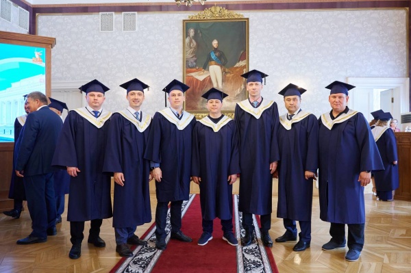 Первая группа руководителей группы компаний «Шешмаойл» завершила обучение по программе MBA